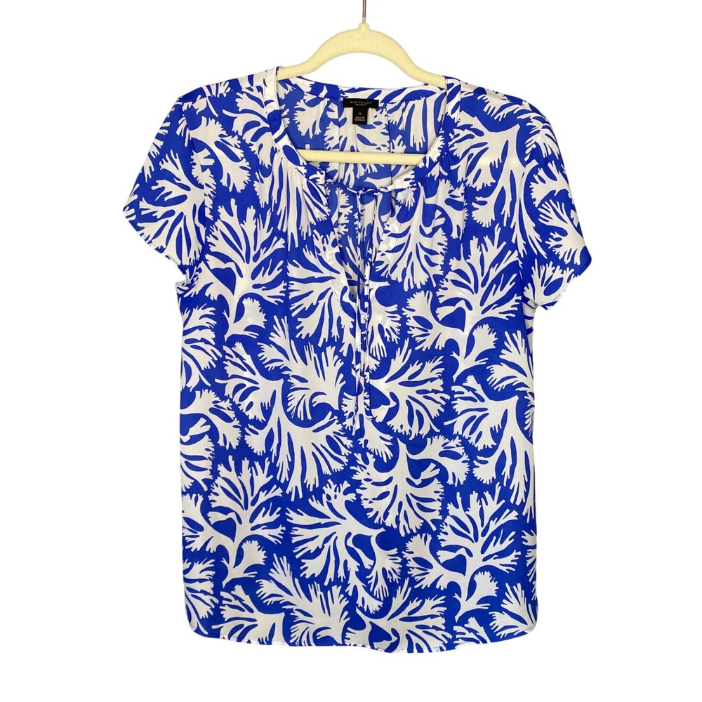 Ann Taylor Factory Blue White Coral Print Tie Neck Short Sleeve Blouse Medium